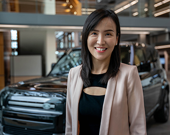 Evona Portrait 352X280